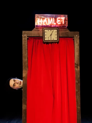 Hamlet-Scène-Grand-Pic-Saint-Loup