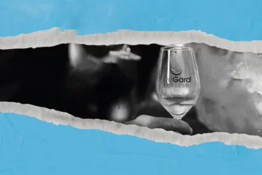 Dégustation des vins IGP du Gard lors de la soirée Regard sur le Vin au Spot à Nîmes