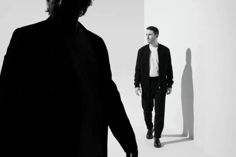 David Enhco et Marc Perrenoud sur scène rendant hommage à Chet Baker lors du concert Tribute to Chet à l’Ombrière d’Uzès.