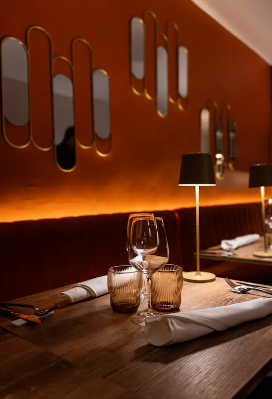 embrun-sete-salle-restaurant