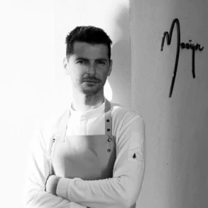 Chef Julien Caligo lors de l’édition 2026 de Vignes Toquées en Costières de Nîmes