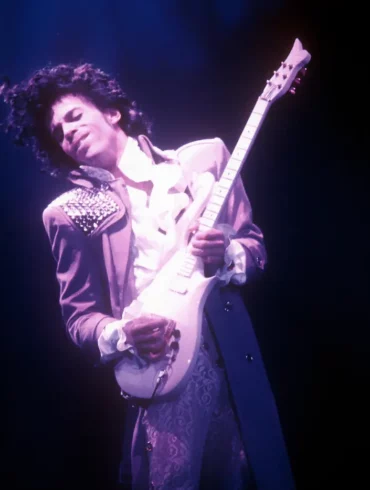 Événement Le Club du Disque à Montpellier avec écoute intégrale de Purple Rain de Prince à la Médiathèque Pierresvives