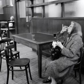 pavillon-populaire-martin-parr